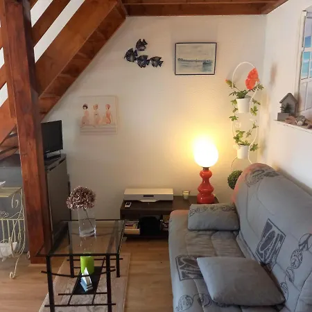 Apartment Saint Georges de Didonne APPARTEMENT MEZZANINE 3 min a pied de LA PLAGE *